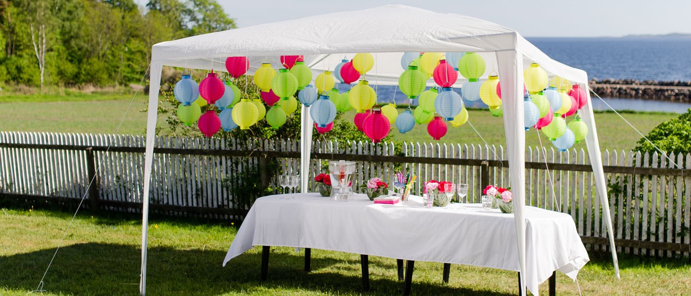 Puutarhajuhlat kuuluvat kesään – 5 vinkkiä, joiden avulla teet pihasta juhlatilan